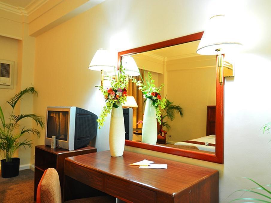 Grand Men Seng Hotel Davao ภายนอก รูปภาพ